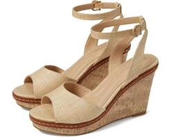 CL By Laundry Beaming