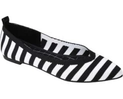 Journee Collection Comfort Foam™ Tayleen Flat