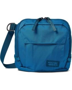 Mystery Ranch District 4